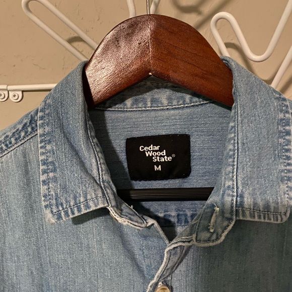 Nice denim button down - Picture 4 of 5